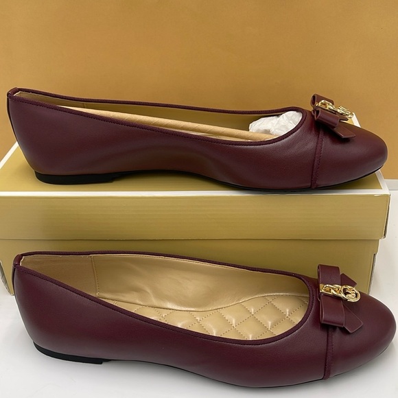 Michael Kors Shoes - MICHAEL KORS HONEY BALLET FAUX LEATHER
49H3HNFP1L
OXBLOOD